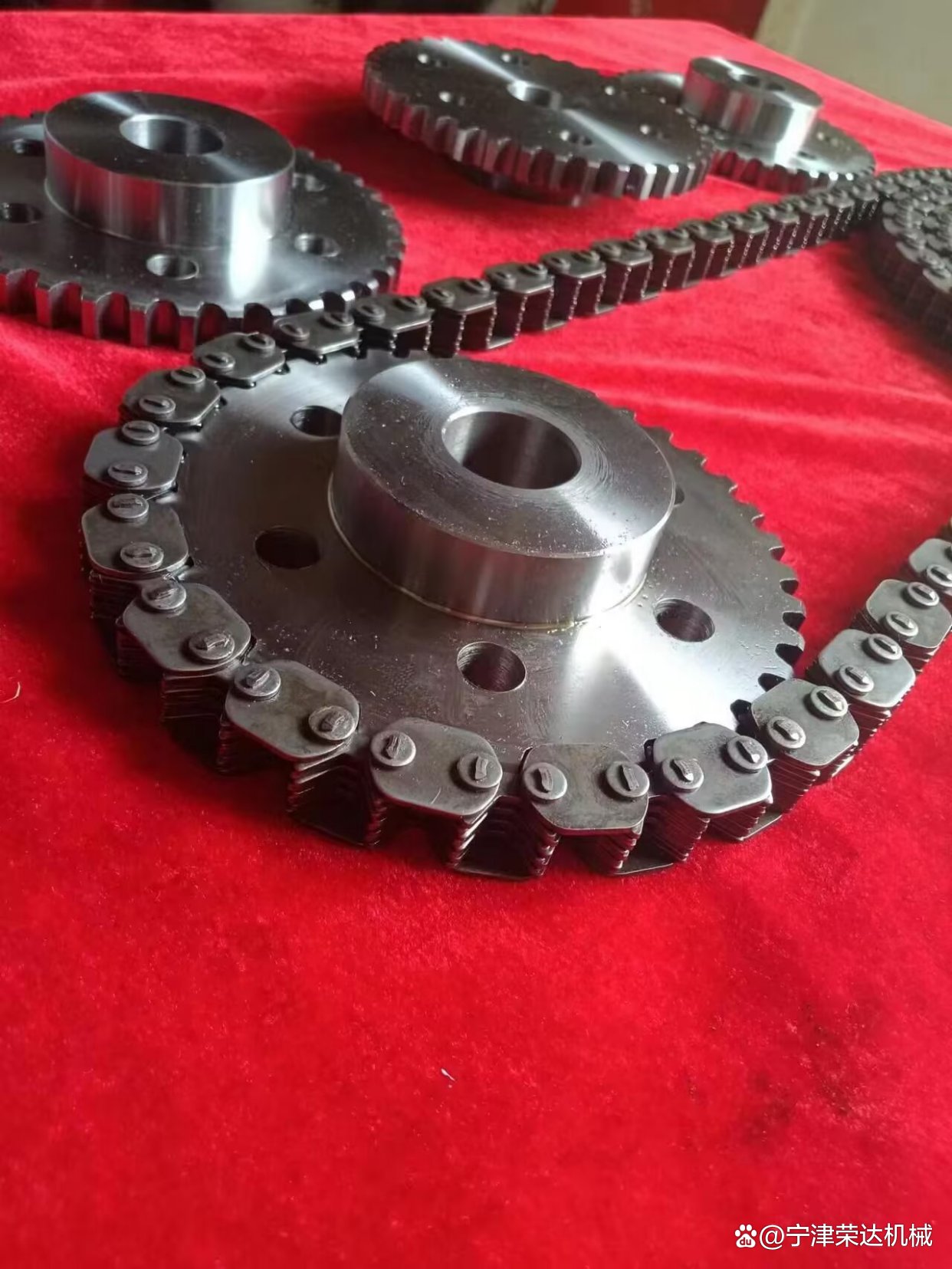 高速静音无声齿形链条链轮 提升传动效率与运行静谧性的关键技术