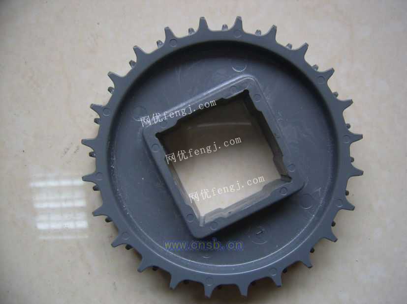 浅析821型主动链轮 结构、应用与维护要点